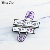 Miss Zoe Paars papieren clip Emaille pins Little Heart Broche cadeau Icoon Badge denim jeans omkeren pin kleding cap tas creatief cadeau meisje