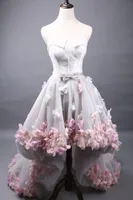 エレガントな女性カスタムオフショルダーAラインロングサテンハイローの低いイブニングドレスの花vestido de Festa Silver Prom Prows wener 100歳未満
