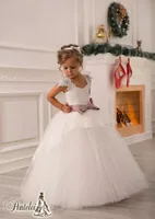 Piękna Kwiat Dziewczyna Suknie Koronkowa Aplikacja Balowa Suknia 2018 Rękawów Długość Długość Kids Dresses 2017 Cute Bow Little Girl Dresses