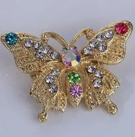 1 st Mode Butterfly Style Shining Crystal Brosch Pin Women Party Smycken Utsökt Färgrik Metall Brosch Tillbehör