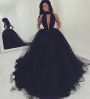 2018 Wspaniałe Długie Czarne Prom Dresses Sexy Halter Backless Formalne Dress Puffy Tulle Kobiety Party Suknie Custom Made