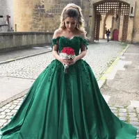 Green Wedding Suknie 2019 Skromny z Arabski Bliski Wschód Kościół Appliqued Backless Wedding Gown powiedział Mhamad Plus Size Custom