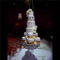 Crystal Beaded Kroonluchter Cake Stand Luxe Hangende Cake Rack Bruidstaart Stand Swing