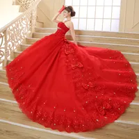 Vestido de Novia New 2018 New China Red Wedding Dressストラップレス弓ビーズアップリケコートトレインのブライダルウェディングガウン熱い販売ローブデマリゴ