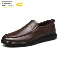 キャメルアクティブな新しい快適な本革製の靴男性の正式なビジネスローファーメンズレザーカジュアルシューズZapatos Mocasin