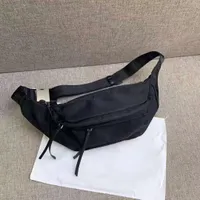 男性のバンボグのクロスボディショルダーバッグのための最新のシュリエチェストパック男性の気質袋クロスファニーパックのバムウエストバッグ