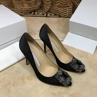 2019 new designer party wedding shoes bride sandals fashion sexy dress shoes pointed high heels leather flash pump