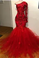 Rode een-schouder tule prom jurk 2019 luxe sparkly elegante 3D bloemen lange mouwen appliques zeemeermin prom feestjurken