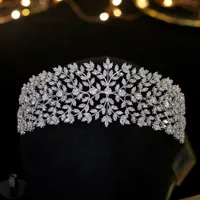 Hochwertige Zirkonia Hochzeit Prinzessin Tiara Crown Frauen Mädchen Graduation Hair Jewelry Zubehör Real Plated