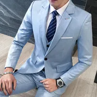 À la mode un bouton bleu clair smokings groom Notch revers hommes de noce Groomsmen 3 pièces costumes (veste + pantalon + gilet + cravate) K209
