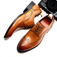 Mens Formais Sapatos Handmade Couro Genuíno de Oxford Sapatos de Casamento Brogues Sapatos Escritórios Esculpidos Wingtip Sapato Masculino 2019