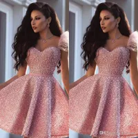 2020 Modern Sexig Rosa Cocktail Klänning Arabisk Dubai Style Knee Längd Kort Formell Klubb Slitage Homecoming Prom Party Gown Plus Storlek