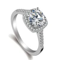 인기있는 폭발로 인한 지르콘 링 다이아몬드 반지의 새로운 유형