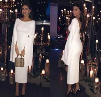 Weiß SatinTea-Längen-Hüllen-Cocktailkleid 2020 eleganten Arabisch lange Ärmel Backless Frauen-formale Partei-Kleider Kurze Abendkleider