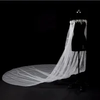 2019 New Off Ramię Ślubne Okłady 3M Katedra Pociąg Bridal Szal Aplikacja Koronki Kryształowe Perły z 3D Kwiaty Wedding Bridal Capes