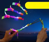 Blinkande Fly Helicopter Toy 3pcs / set LED Light Arrow Rocket Rotating Flying Toys OutdoorFor Children Yjs Dropship