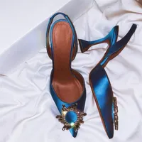 Resmi Kristal Saten Slingbacks Zarif Bardak Topuk Sivri Burun Yaz Yüksek Topuklu Özelleştirilmiş Artı Boyutu Düğün Ayakkabı Kadınlar