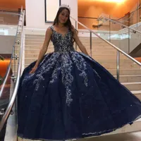 Bleu marine dentelle perlée robe de bal Quinceanera 2020 Spaghetti V Neck Party Pageant Dress Sweet 16 filles