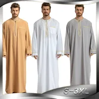 Модули приграничной внешней торговли Ближнего Востока мусульманских этнических свободные вышитые шею одеяние Арабских Хуэй мужские халат 3003