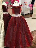 Glitter Pagews Sukienki dla nastolatków 2020 Kryształy Kryształy Długie Korant Suknie na małe dziewczynki z ramienia Burgundia formalna