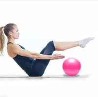 Mini Yoga Fitness Ball Pilates Exercice 25cm Ballon gonflable 3 Couleur Utilitaire Anti-Slip Balance Yoga Balls Sport pour l'équipement de formation