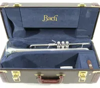 Trompette LR180S43 de Bach plaquée en argent gravée d'instruments de musique de caisse bleue originale