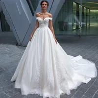 Off ramię koronkowe aplikacje A-line sukienki ślubne suknie ślubne księżniczka