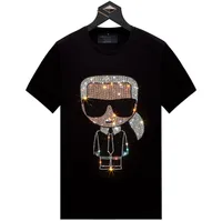 メンズ漫画ラインストーンTシャツ夏の男性半袖ファッションマンoネックホットドリルTシャツプラスサイズ6xl W522