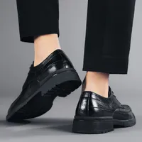 Mode Chaussures en cuir pour hommes Derbies Business Casual Chaussures en cuir véritable faible Zapatos De Hombre britannique Trendy Chaussures sauvages *