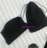 22x17cm Zwarte doek stofzak mode verpakking tas C VIP-pakket String tas voor sieraden accessoires sokken sundries Case Gedrukt opbergkoffer
