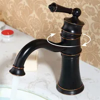 Grifo mezclador de latón macizo con grifo de lavabo en el cuarto de baño de estilo victoriano clásico