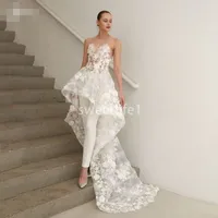 2020 Очаровательная Белый 3D Цветы Аппликации рукавов Два кусочка Свадебное платье Брюки Костюмы плиссе невесты Свадебные Формальные Высокая Низкая платья
