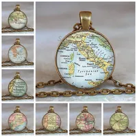 Szklana kopuła naszyjnik mapa świata wisiorek łańcuch brązowy biżuteria Włochy rocznika mapa handmade szklany kaboszon naszyjnik
