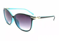 Diseñador superior gafas de sol Sandy Beach Marca Gafas Pantallas al aire libre PC Farme Fashion Classic Señoras de lujo Sunglass Espejos para mujeres