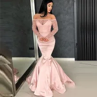 Rose Pink Off Shoulder Mermaid Prom Klänningar 2022 Med Beadings Långärmade Sweep Train Formal Evening Party Gowns