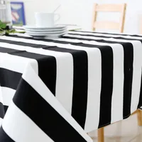 Precio barato Mantel de tela de tela de mesa rayada en blanco y negro para comedor