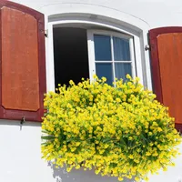 8 stücke Künstliche Blumen im Freien UV-beständige Pflanzen, 8 Niederlassungen Faux-Kunststoff-Grün-Sträucher Pflanzen Indoor-Außenaufhänge