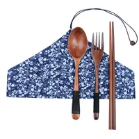 Japoński drewniany sztućce Zestaw środowiska Natura Drewno Widelec Spoon Chopsticks Przenośne Drewniane Chopsticks Nóż Zesporek Kostium Podróży