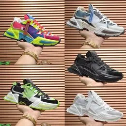 Zapatillas exclusivas hombre 2025