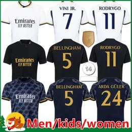 Set niño futbol Real Madrid Benzema - Tu Camiseta