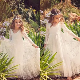 2020 Vintage Flower Girl Sukienki na wesela boho białe długi rękaw Sheer Back Princess Kids Pierwsze suknie komunia