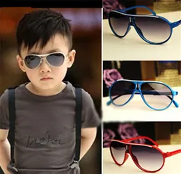 Okulary przeciwsłoneczne dla dzieci letnie okulary przeciwsłoneczne SunBlock okulary plażowe dla dzieci rama z tworzywa sztucznego ochrona UV 400 okulary przeciwsłoneczne na co dzień podróże 12 sztuk/partia
