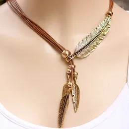 S977 mode smycken flerskikts rep fjäderhalsband lämnar tofsar tröja halsband