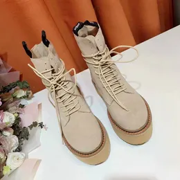 Vendita calda-Bene 2019 Primavera Donna Stivaletti tacco spesso Designer di marca Punta a punta Moda Sexy Tacchi alti Stivali corti scarpe spedizione gratuita