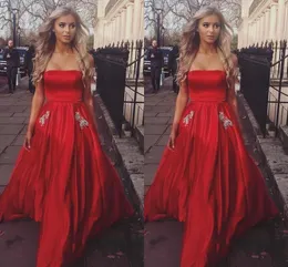 2019 Designer Red Prom Dresses Long Cheap With Pockets Beaded Crystal Strapless Dresses Evening Wear Formal Elegant Party Dress Plus Size