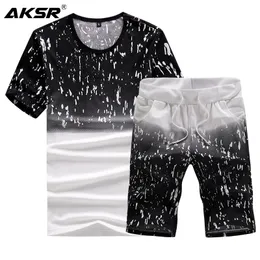 Trailsuit Erkek Giysileri 2020 T-Shirts ve Şort Setleri Erkek Spor Takımı İki Parça Set Jogging Homme Sportswear Takım Tişörtleri SE221S