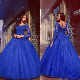 Långärmar Royal Blue Sweet 16 Quinceanera klänningar med handgjorda blommor v Neck Ball Glows Prom Dress Custom Made Arabic Formal W253o