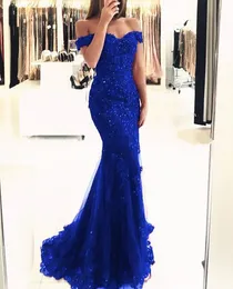 Off the Shoulder Trumpet Royal Blue Prom -klänningar med pärlor applikationer Golvlängd Långa aftonklänningar med paljetter Pageant Dresse2783