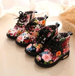 Детские Matin Boots Девушки Цветочные снега загрузки Мальчики Череп Зимние ботинки Printed Lace-Up кожа Детская обувь Цветок Lattice Сердце персиковый Boots C6795