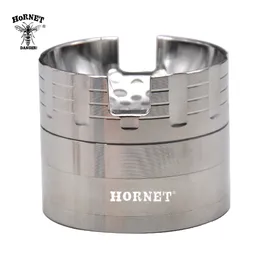 HORNET Metal Tütün Öğütücü ile Puro Tutucu Boru Aksesuarları Sigara 2.5 İnç 4 adet Çinko Alaşım Herb Miller ile Jilet gibi keskin dişler